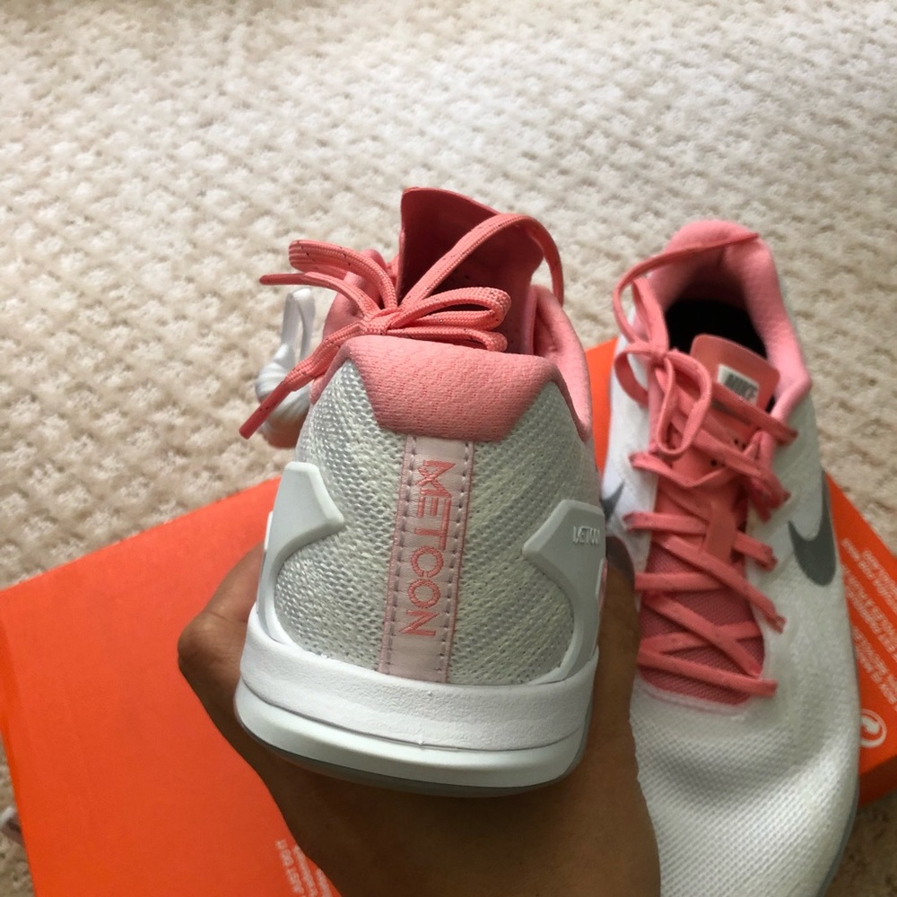 🎆 New🎆 NIKE white Metcon 3  ~ various sizes - Picture 4 of 6